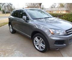 2012 Volkswagen Touareg TDI Very Clean and in good condition - 2