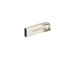 USB 3.0 Flash Drive - 16GB - Silver - 1